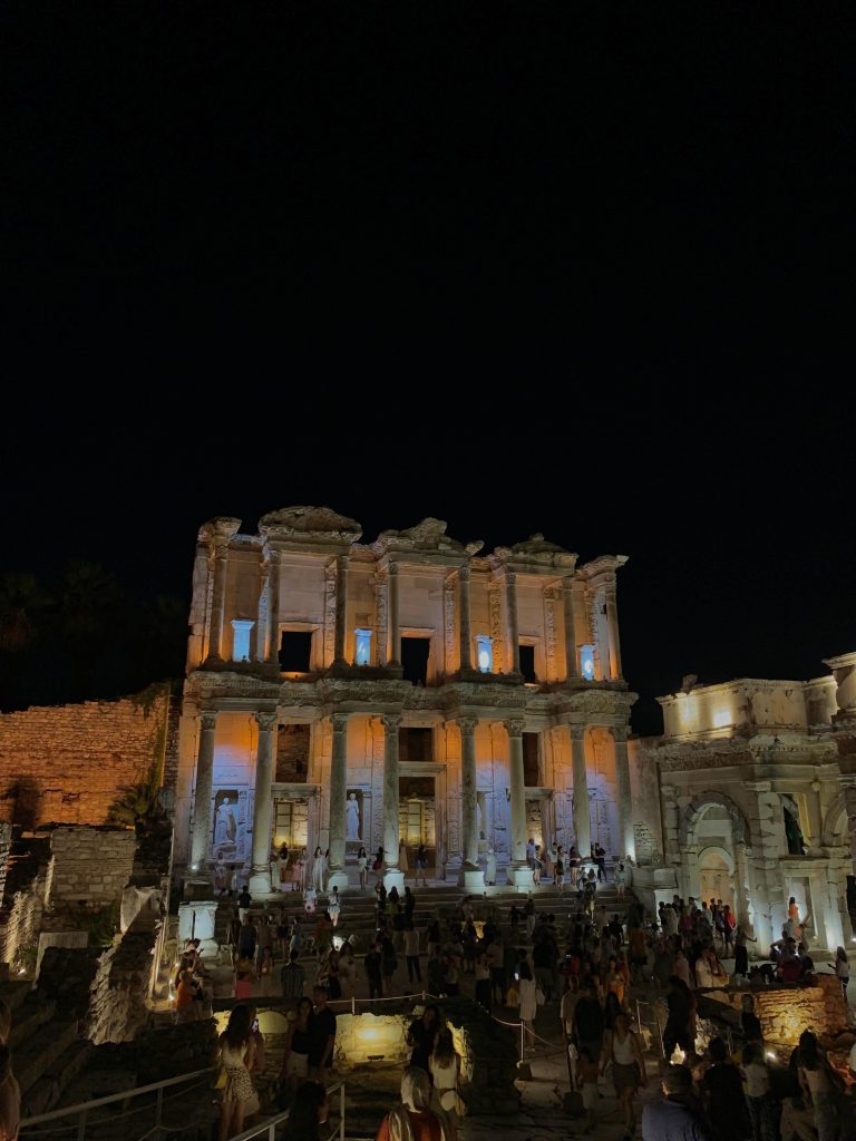 Efes Antik Kenti Gece Ziyareti